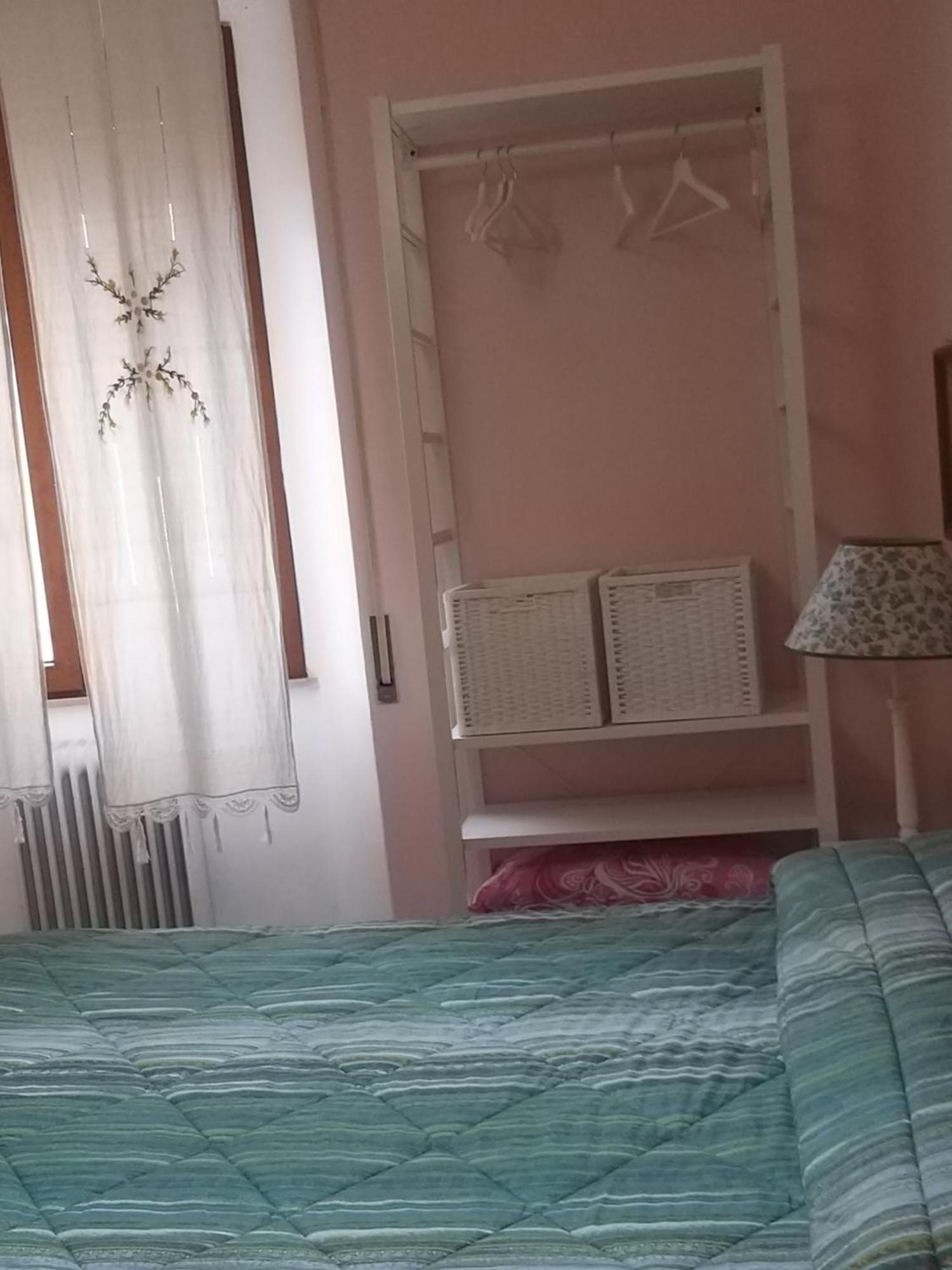 Antica Casa Di Famiglia Hotel กัสติลโยเน เดล ลาโก ห้อง รูปภาพ