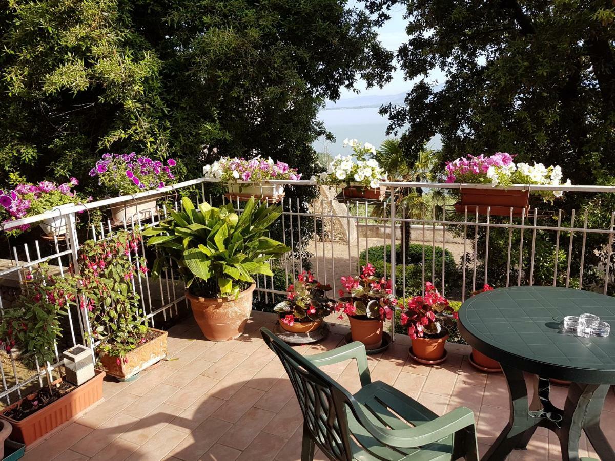 Antica Casa Di Famiglia Hotel กัสติลโยเน เดล ลาโก ภายนอก รูปภาพ